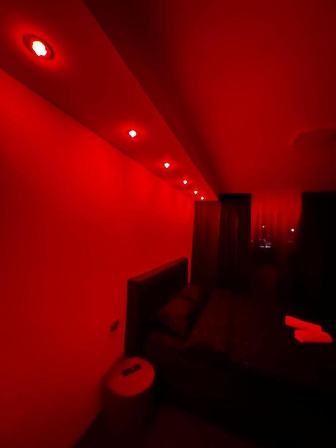 1 - 2 Apartment *
